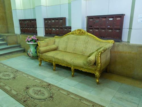 Royal Apartments Down Town In Cairo