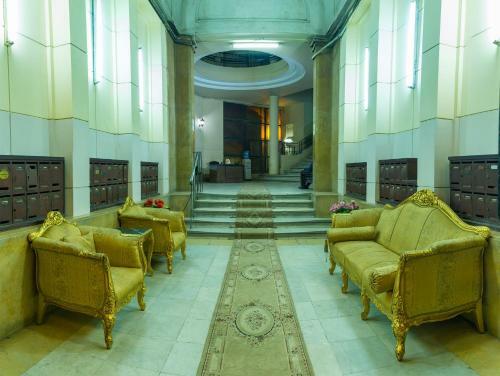 Royal Apartments Down Town In Cairo