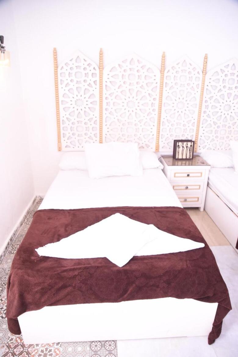 Hostal Arabian Nights Pyramids Guesthouse