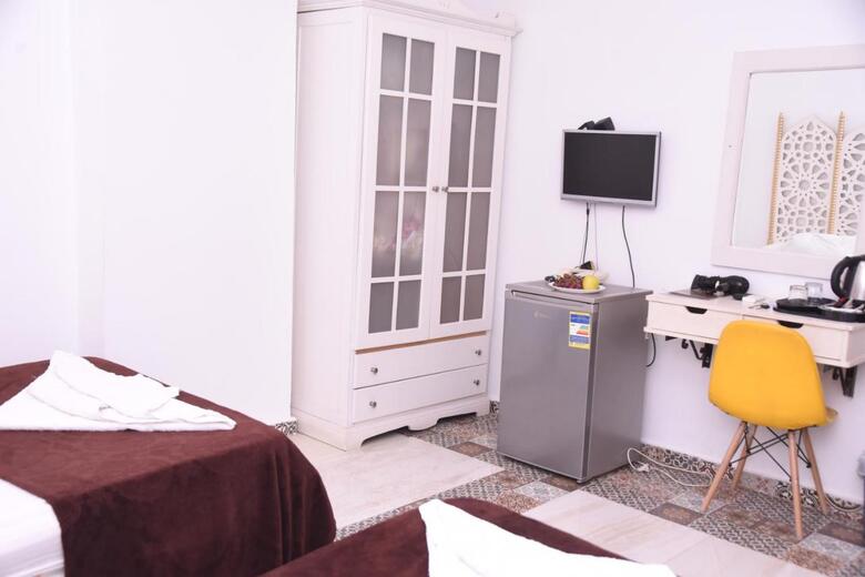 Hostal Arabian Nights Pyramids Guesthouse