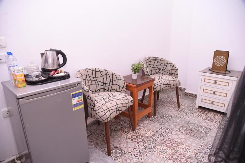 Hostal Arabian Nights Pyramids Guesthouse
