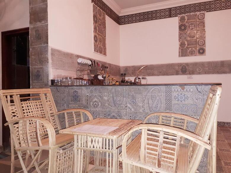 Hostal Arabian Nights Pyramids Guesthouse