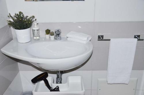 Hostal Luna Chiara Home