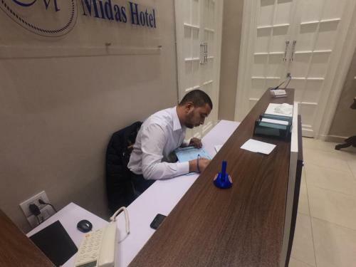 Midas Hotel