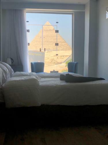 Albergue Cleopatra Pyramids View