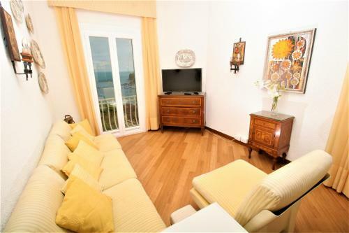 Eden Apartment