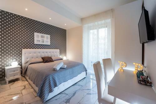 Hostal Ora Blu Guest House