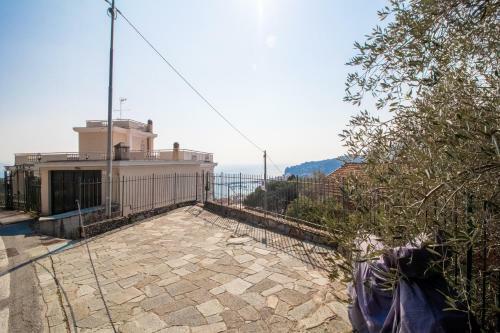 Olga Sea View Apartment