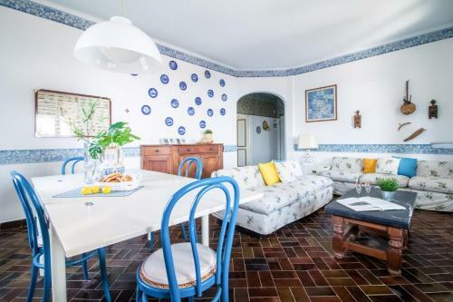 Olga Sea View Apartment