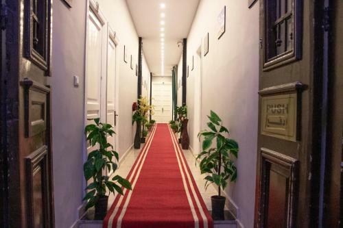 Victory Of Downtown Hotel