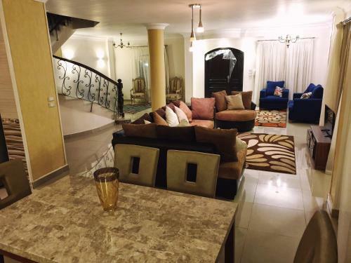 Apartamento Moataz Duplex New Cairo - Families And Married Couples Only