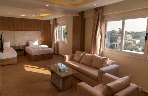 Nine Pyramids View Hotel
