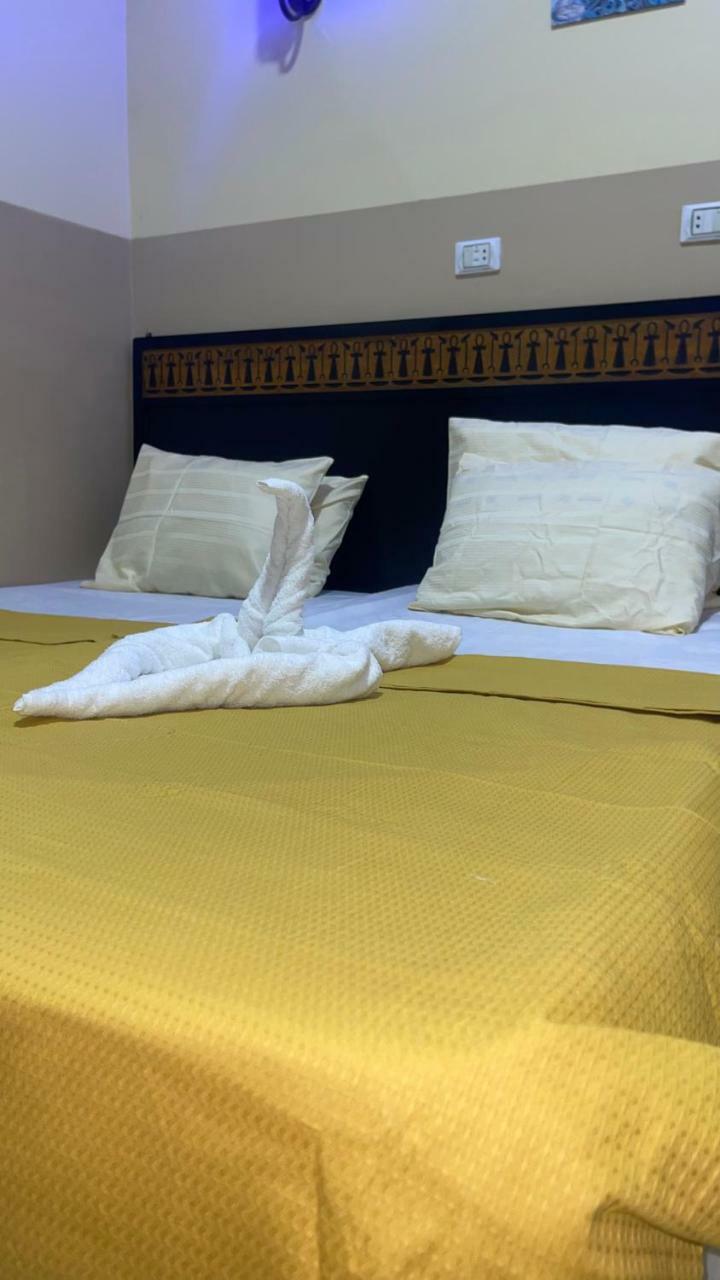 Hotel New One Season