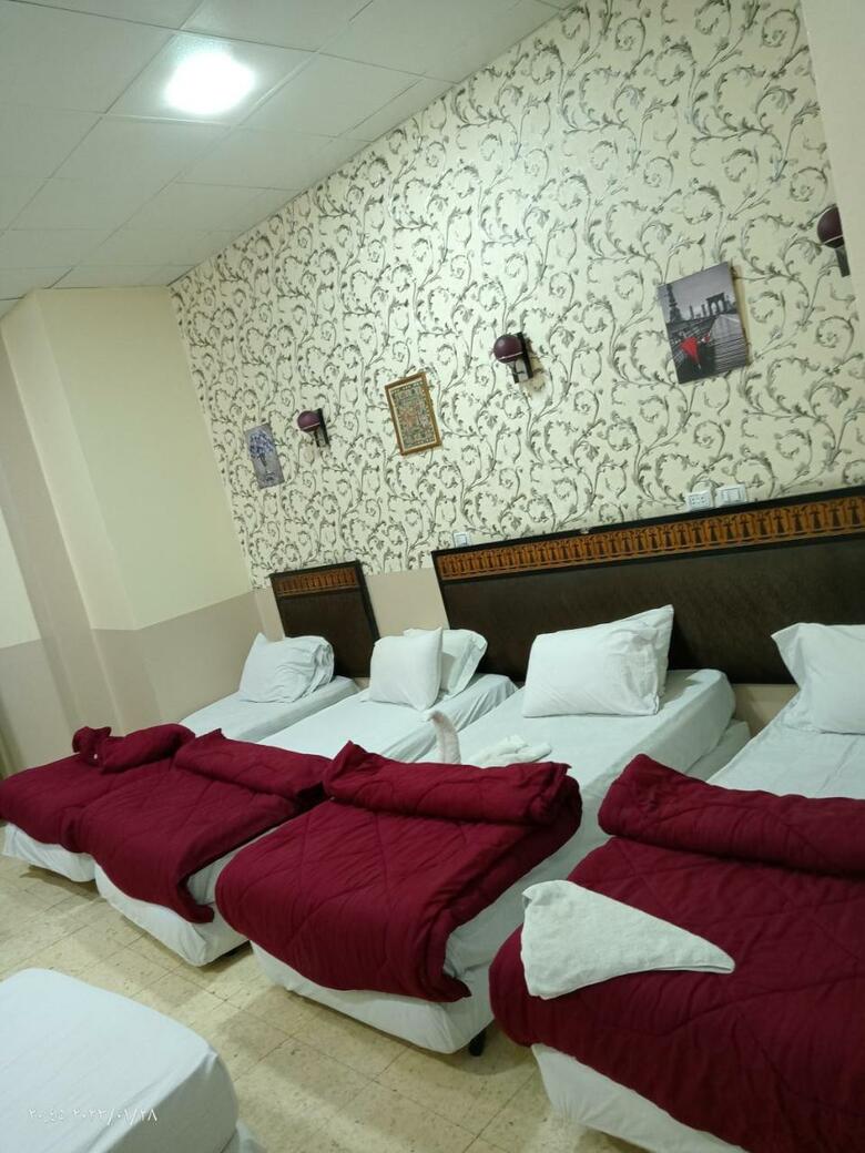 Hotel New One Season