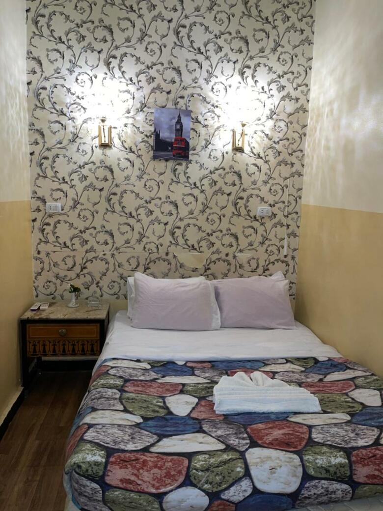 Hotel New One Season