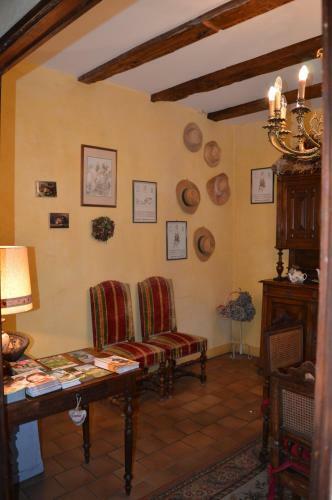 Hotel Le Coq D'or
