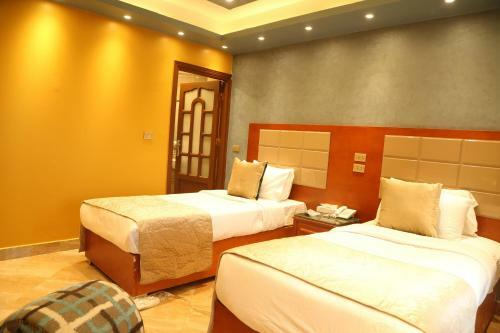 Hotel Green Garden Inn