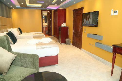 Hotel Green Garden Inn