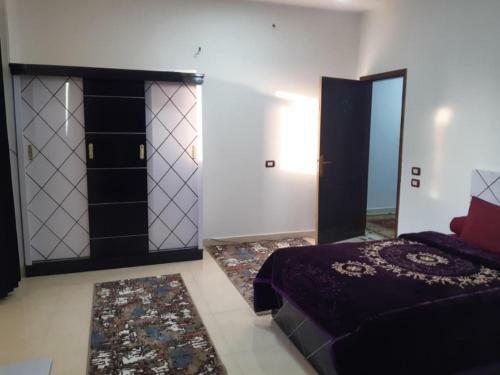 Pyramids View 3 Bedrooms Apartment