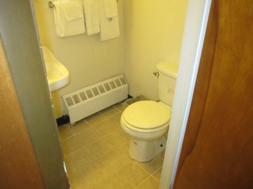 Motel Passport Inn Utica