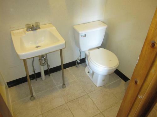 Motel Passport Inn Utica
