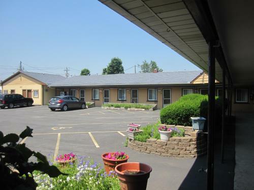 Motel Passport Inn Utica