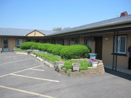 Motel Passport Inn Utica