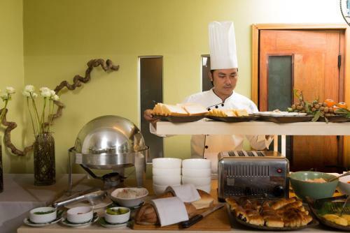 Villa Langka Hotel & Restaurant