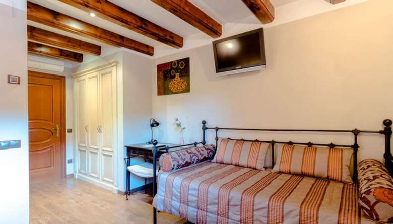 Hotel Flor De Neu