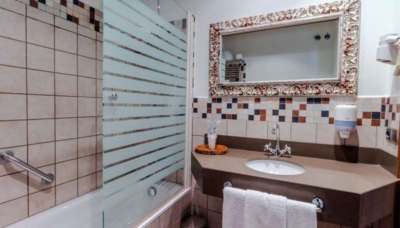 Hotel Flor De Neu
