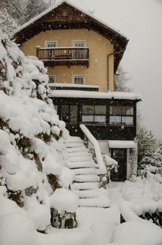 Hostal Gasthof Bergfried