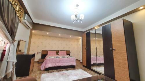 Al Mazyona Apartment Comfortable And Spacious, Suitable For Families