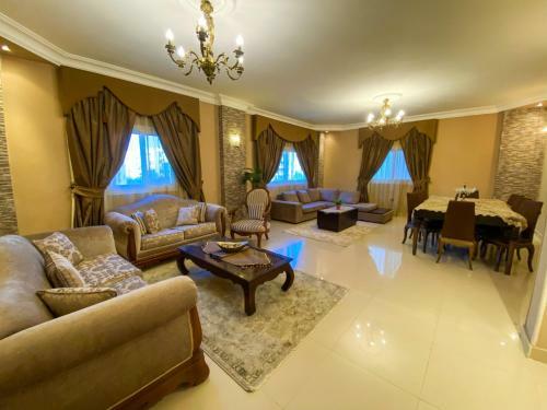 Cozy 5 Stars Apartment At New Cairo