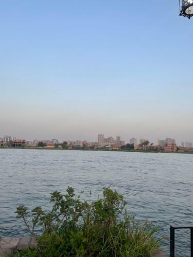 Nile View Apartment In Cairo