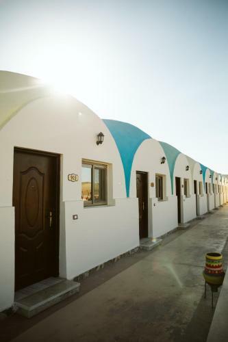 Seven Eleven Hotel