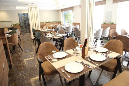 Jewel Agouza Hotel