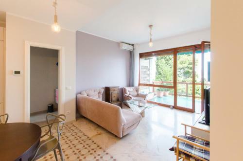 Luxury Apartment With Bay View