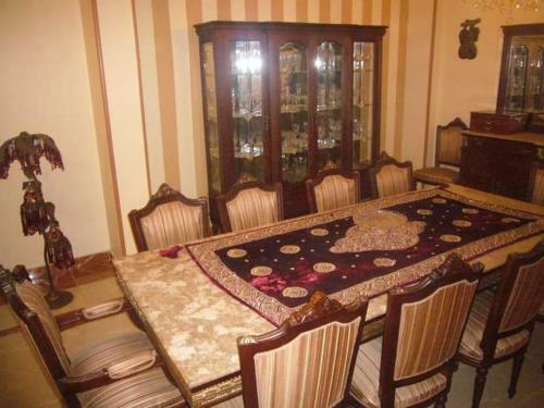 Hostal Kenzy Guest House