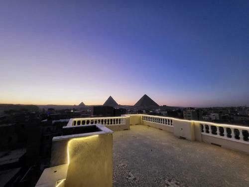Hotel Pyramid Stars Inn