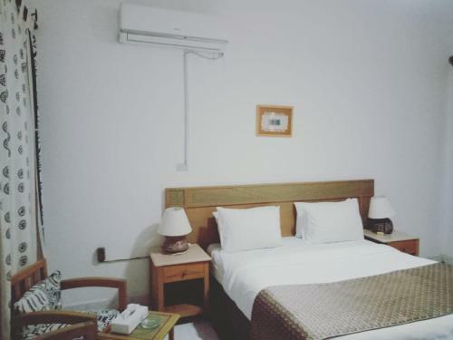 Green Leaves Hotel