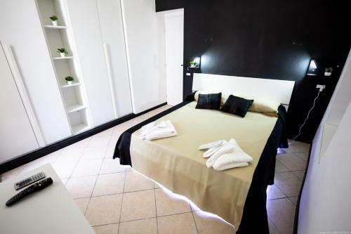 Apartamento Home Holiday 2,0 - My Place Sanremo