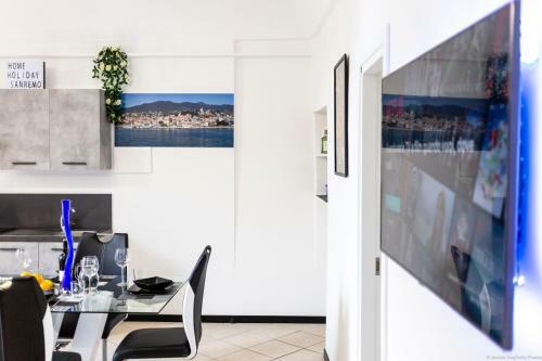 Apartamento Home Holiday 2,0 - My Place Sanremo