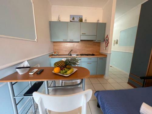 Apartamento Baia Sole Suite-con Piscina E Giardino