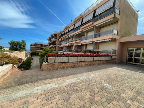 Apartamento Baia Sole Suite-con Piscina E Giardino