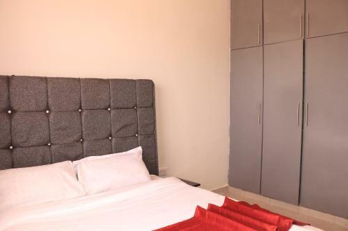 Kirans 1 Bedroom Beautiful Apartment