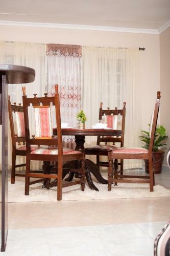 Apartamento 3 Bedroom Bungallow