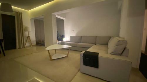 Apartment Near Pyramids And Malls