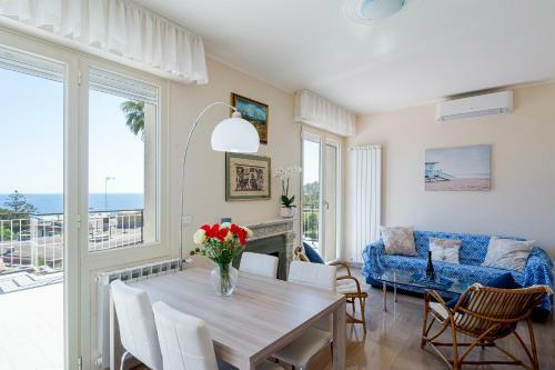 Tre Ponti Panoramic Seaview Apartment