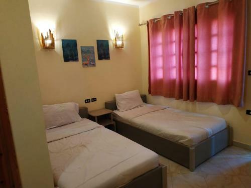 Hotel New Happy Land