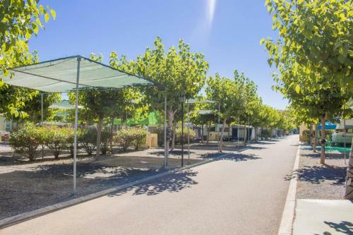 Camping Y Bungalows Monmar
